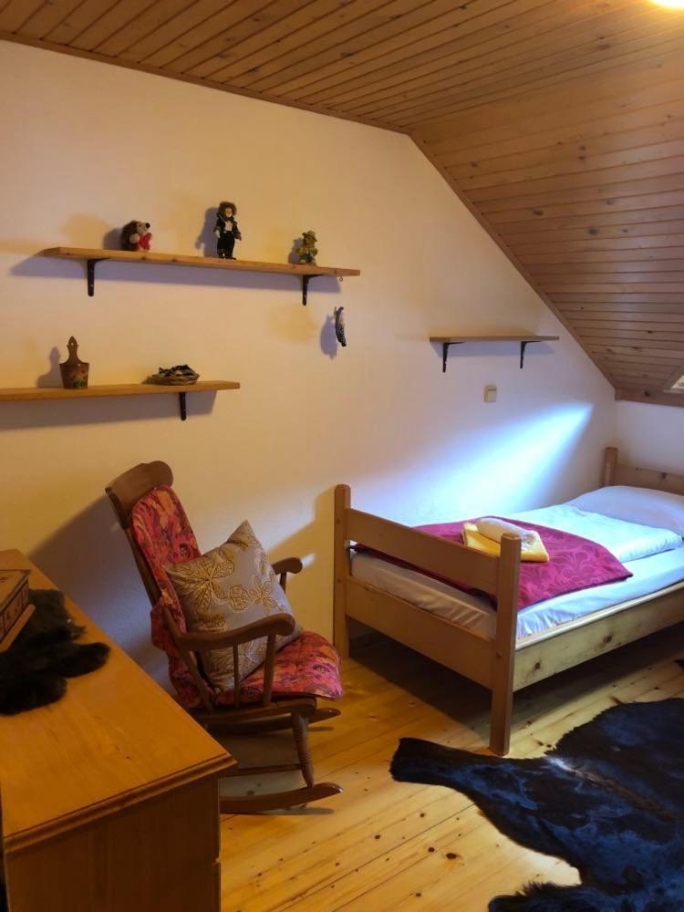 Apartma Cvrsta Trojka Jesenice Exterior photo